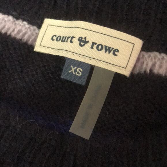 Court & Rowe NEW Navy Crush Stripe Sweater XSmall - Picture 4 of 7